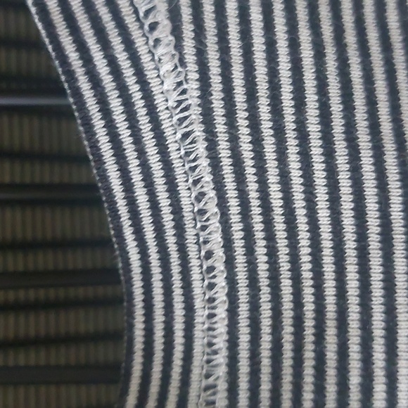 RALPH LAUREN, size M, navy/white color top, 100% cotton - Picture 4 of 7